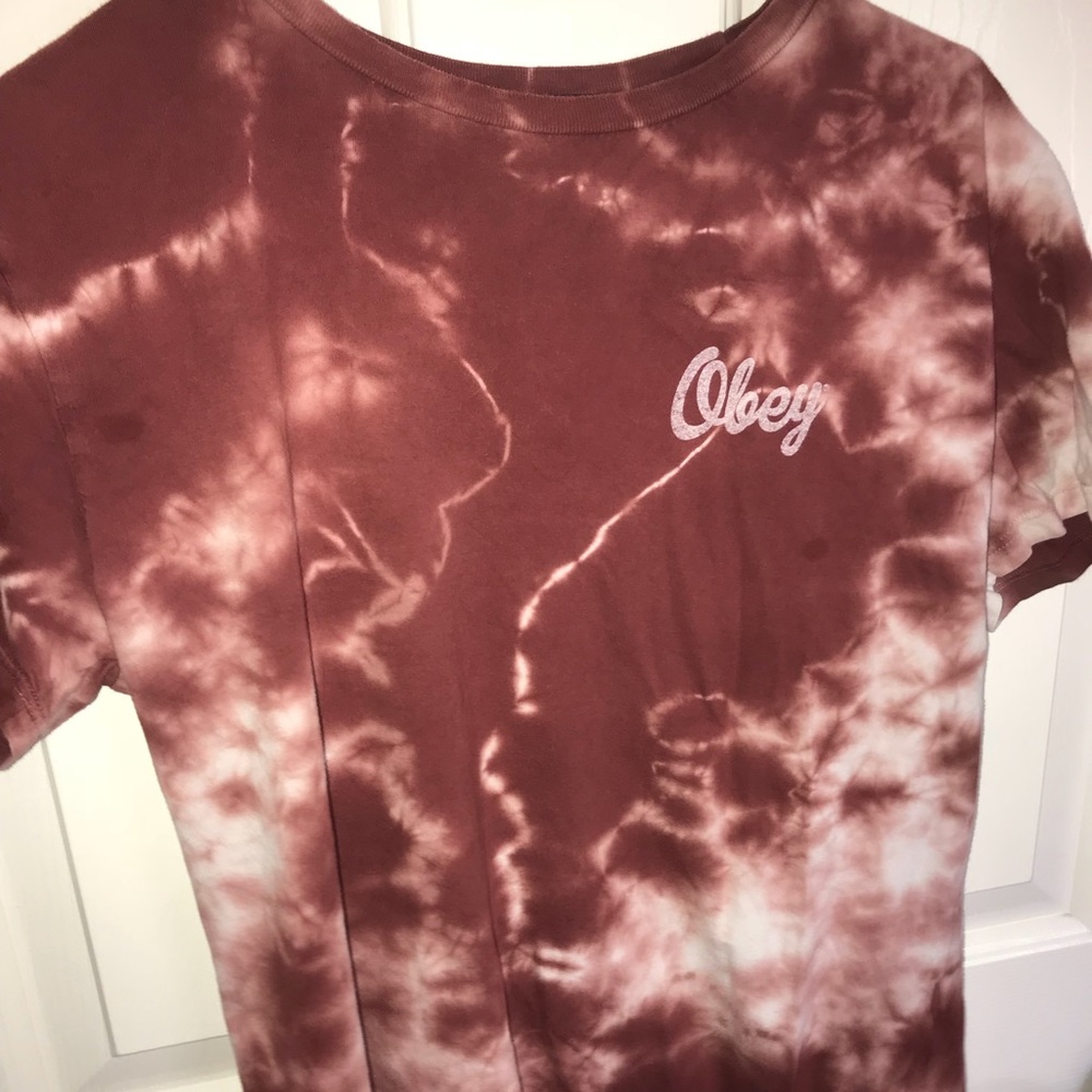 Obey shirt